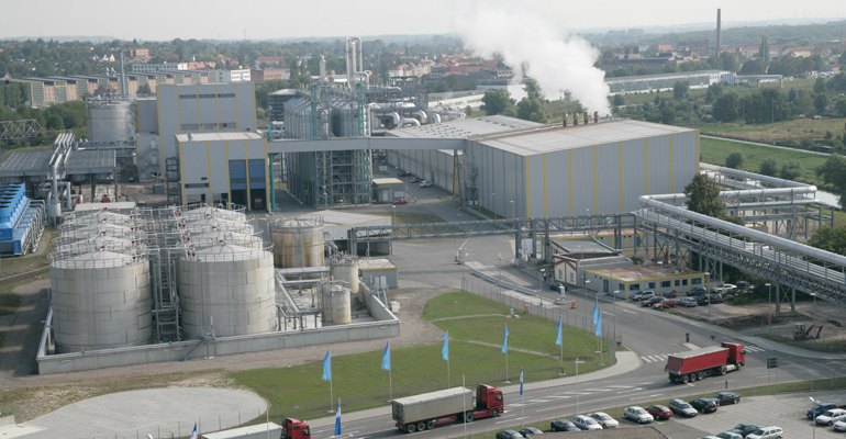 CropEnergies' 360 000 m3 per annum ethanol plant in Zeitz, Germany (photo Martin Jehnichen).