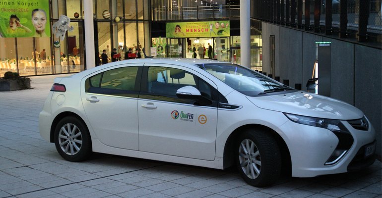 A ÖkoFEN PEV - Pellet Electric Vehicle. Integrating residential pellet CHP with PV could also enhance e-mobility.