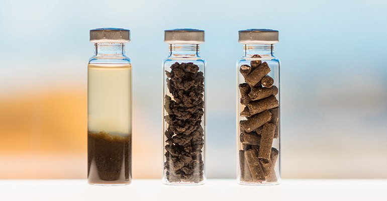 In the research project by UPM and Yara, the sludge originating from paper mills’ production processes is used as raw material for recycled fertiliser. During the production process, the watery sludge is dried and mineral nutrients are added to it (photo courtesy UPM).